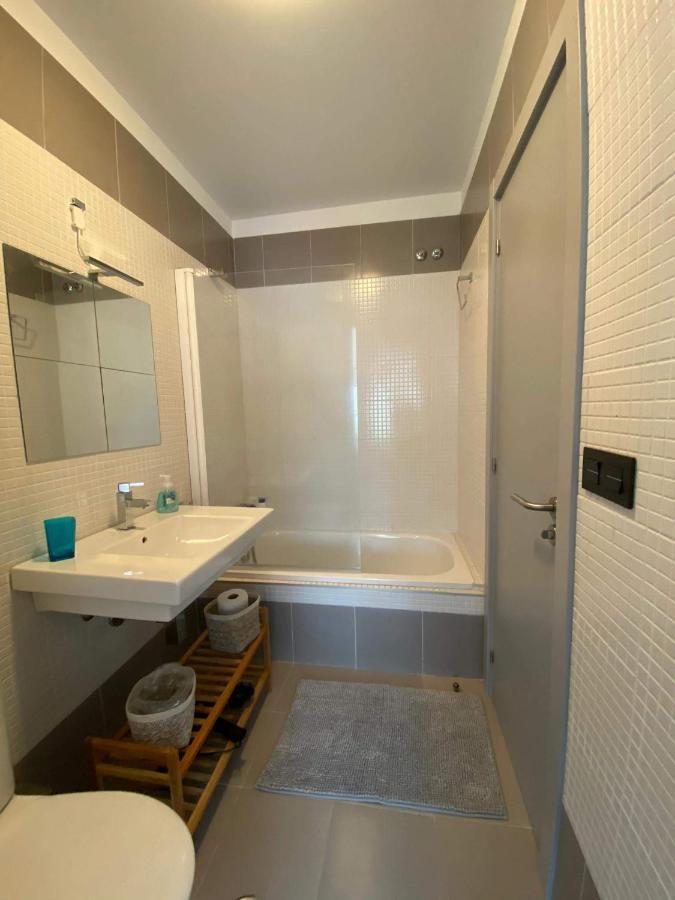 Penthouse With Terrace And Views Near Oza'S Beach Apartment A Coruna Ngoại thất bức ảnh